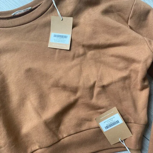 REFORMATION Hunter Classic Sweatshirt & Riley Short - Butterscotch - Picture 4 of 8